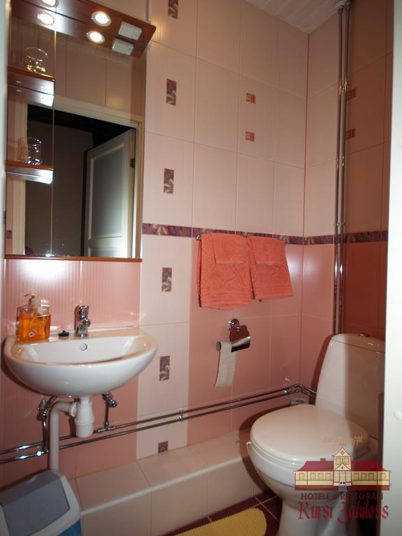 Kursi Hunting Manor Hotel Puurmani Room photo